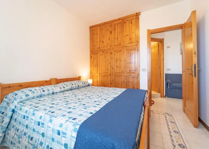 Summer Seaview * 阿尔盖罗